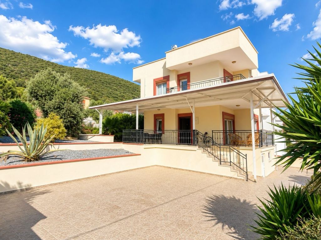 Property photo 3 of 25 Sea View Villa For Sale In Akbuk, Didim Â€“ A Stunning Villa With A Large Private Garden