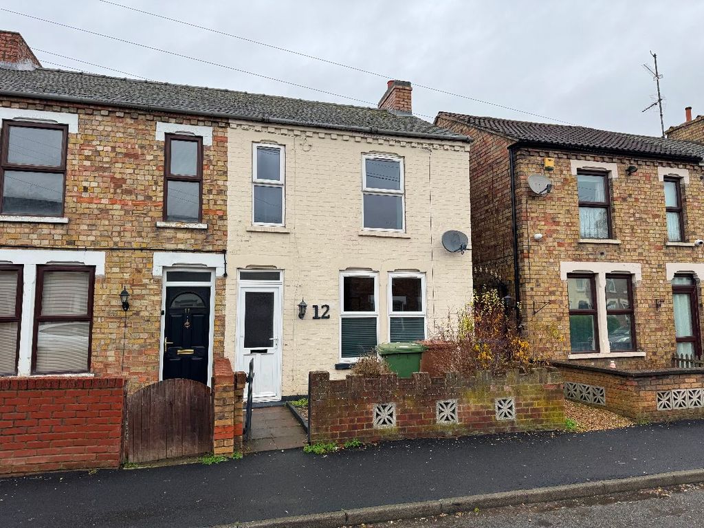 Property photo 2 of 17