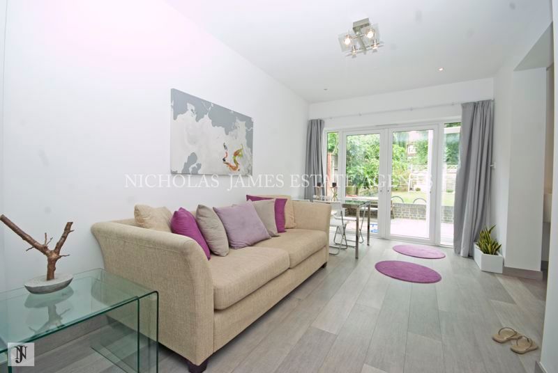 Property photo 1 of 10 Photo 11