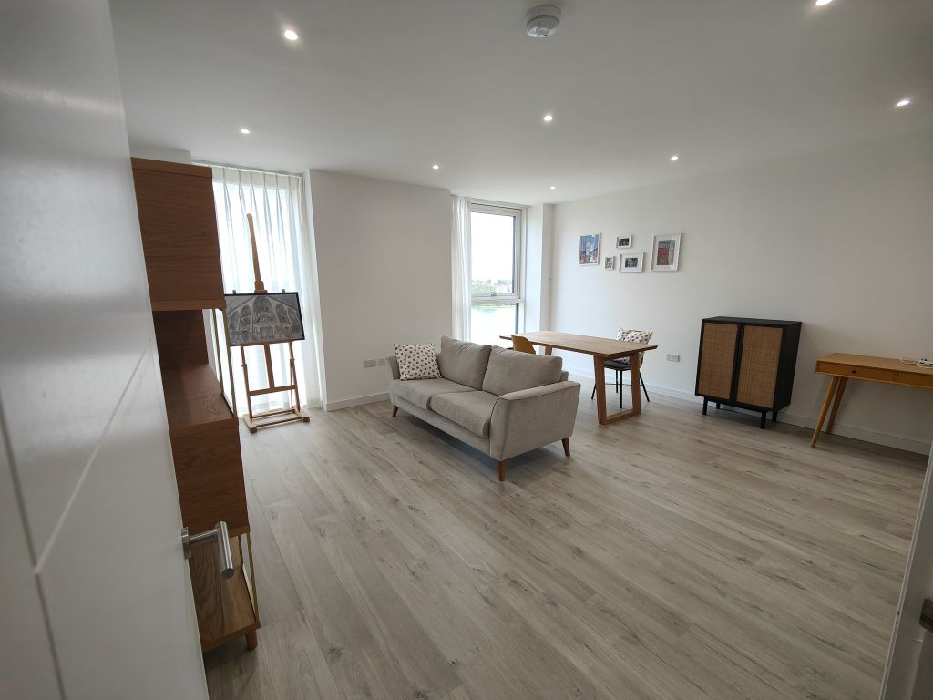 Property photo 3 of 9