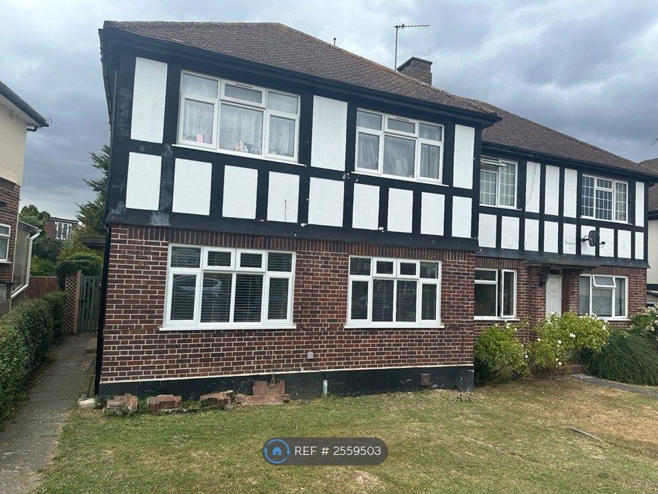 Property photo 2 of 8