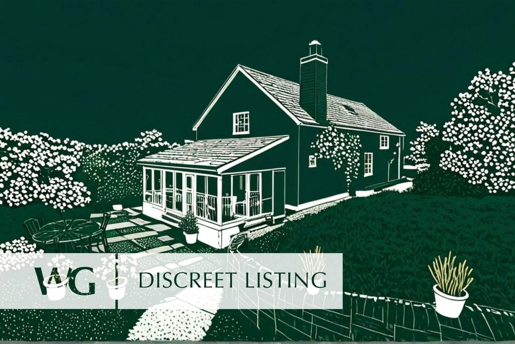 Property photo 1 of 4 Discreet