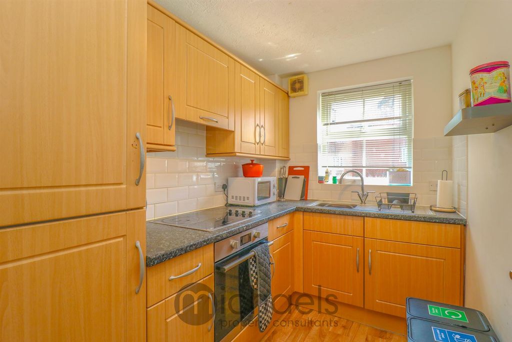 Property photo 3 of 9 Img_9717.Jpg
