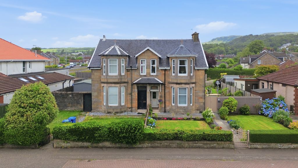 Property photo 1 of 35