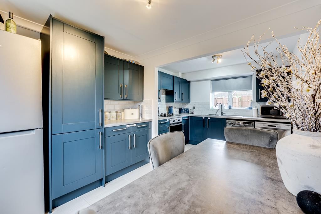 Property photo 3 of 32 24 Buttercup Close, Corby-15.Jpg