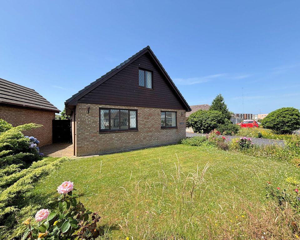 Property photo 3 of 36