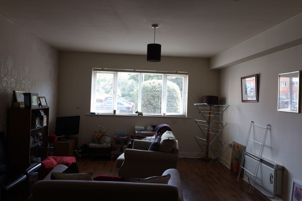 Property photo 2 of 7