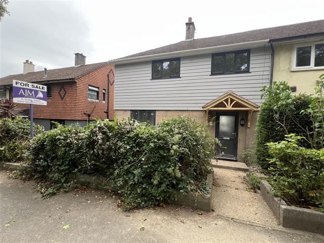 Property photo 1 of 6 Front View