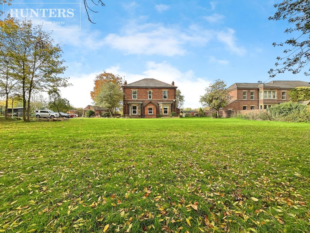 Property photo 1 of 37 Pbox-Img.Jpg