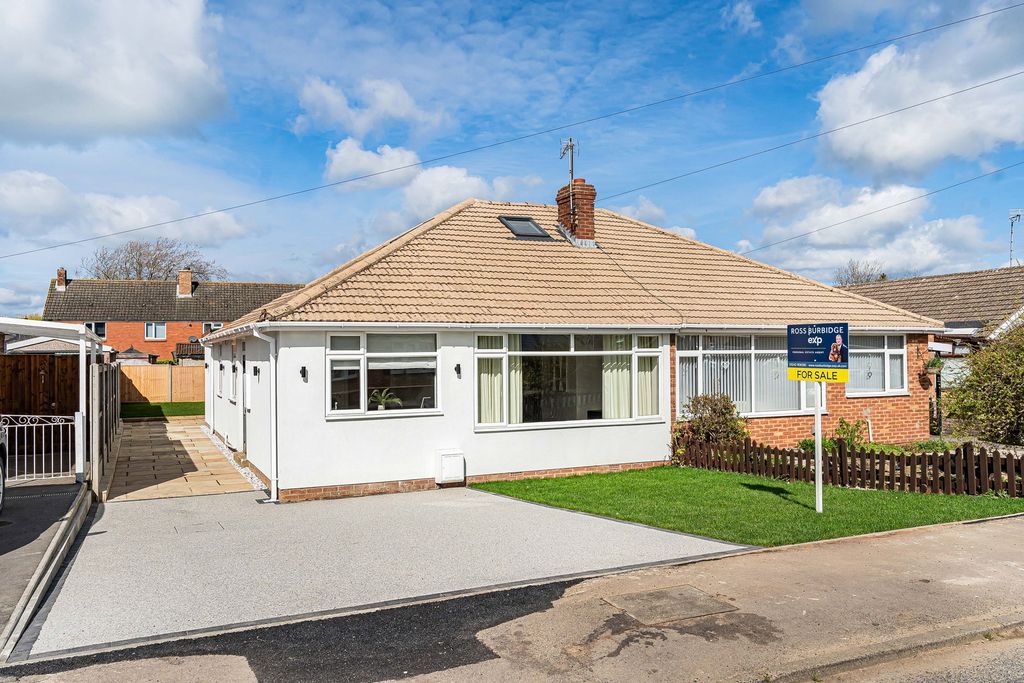 Property photo 1 of 24