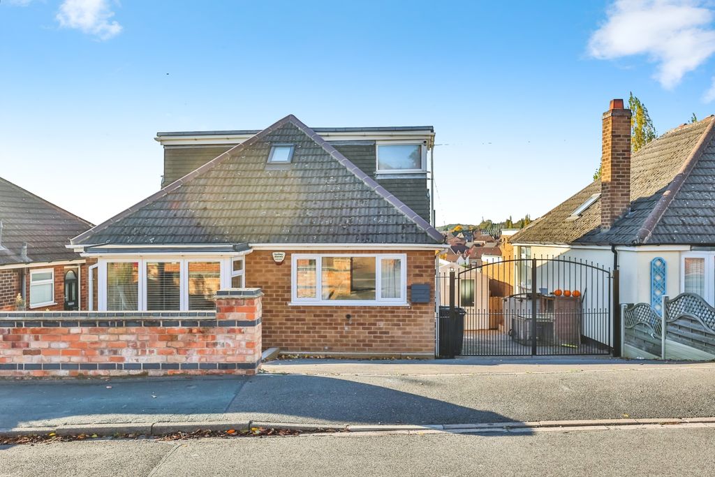 Property photo 1 of 15 Front