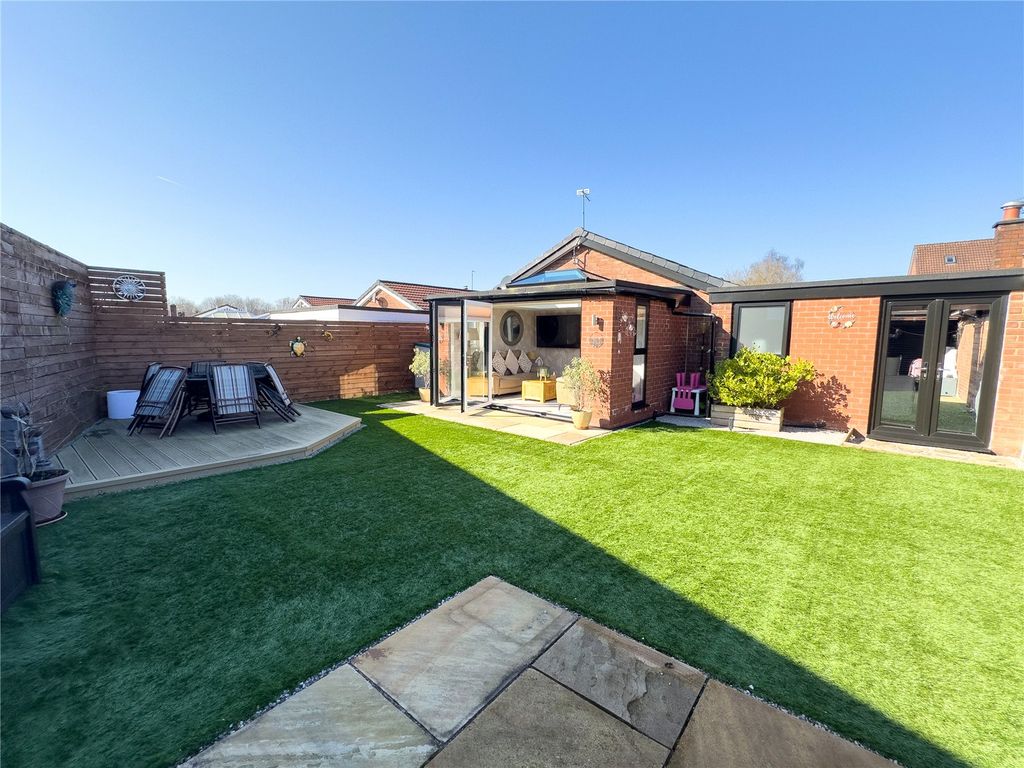 Property photo 1 of 31 Picture No. 19