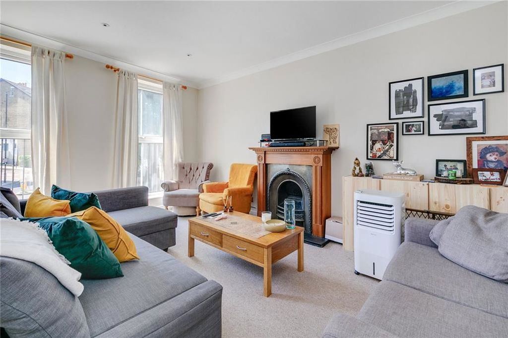 Property photo 1 of 5