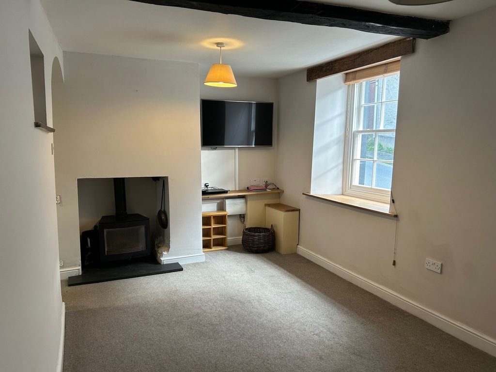 Property photo 2 of 15 Sitting Room