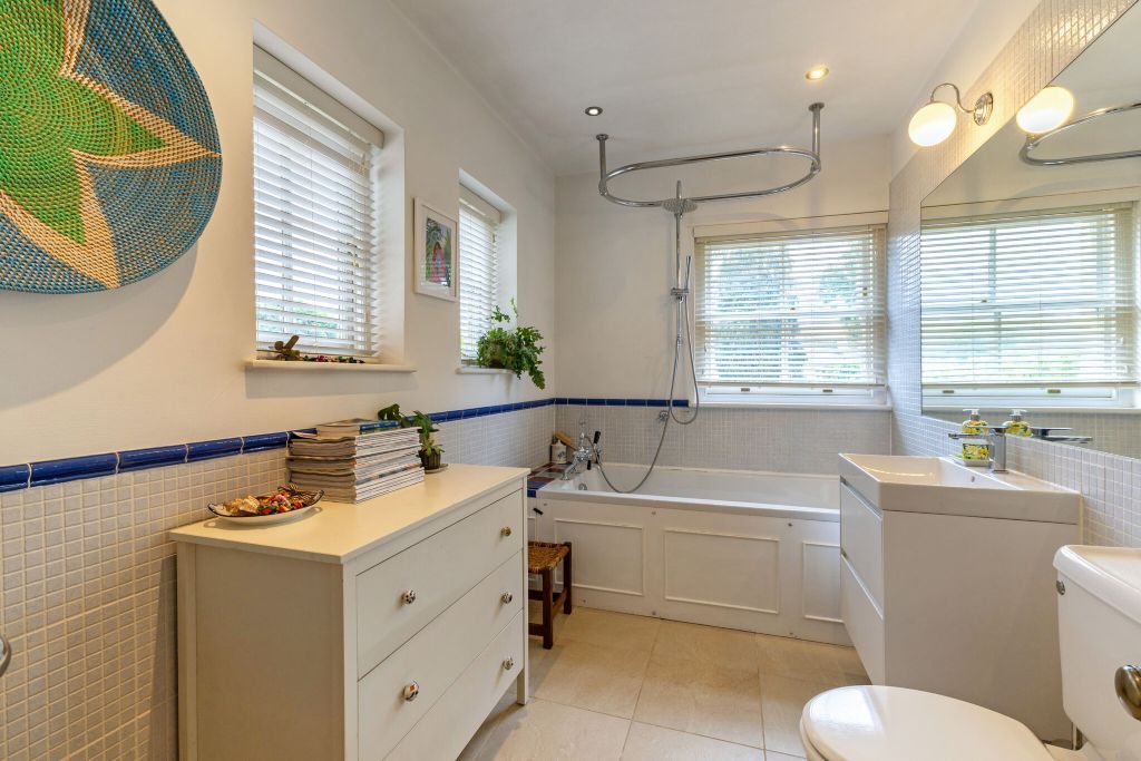Additional image 16 of 3 bed flat for saleGrosvenor Place, Bath BA1