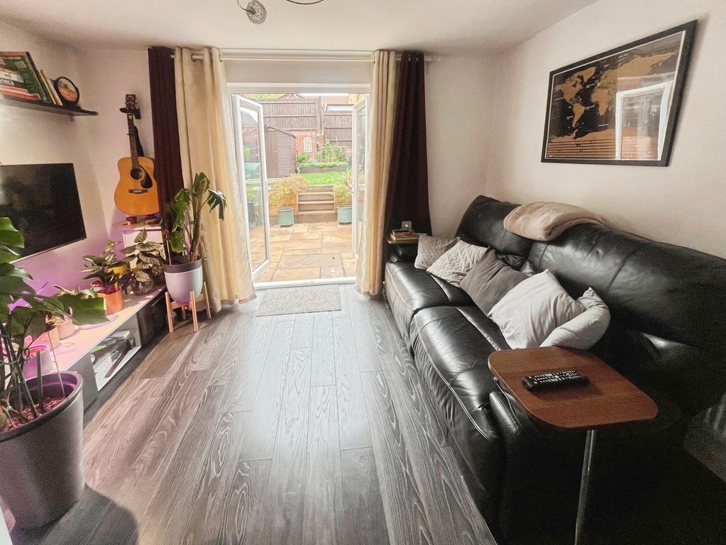 Property photo 2 of 10 Pbox-Img.Jpg