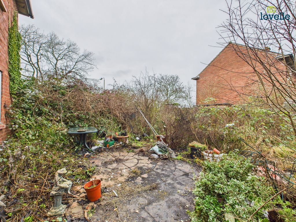 Property photo 2 of 12