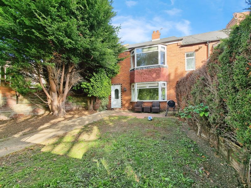 Property photo 1 of 7 Photo 6