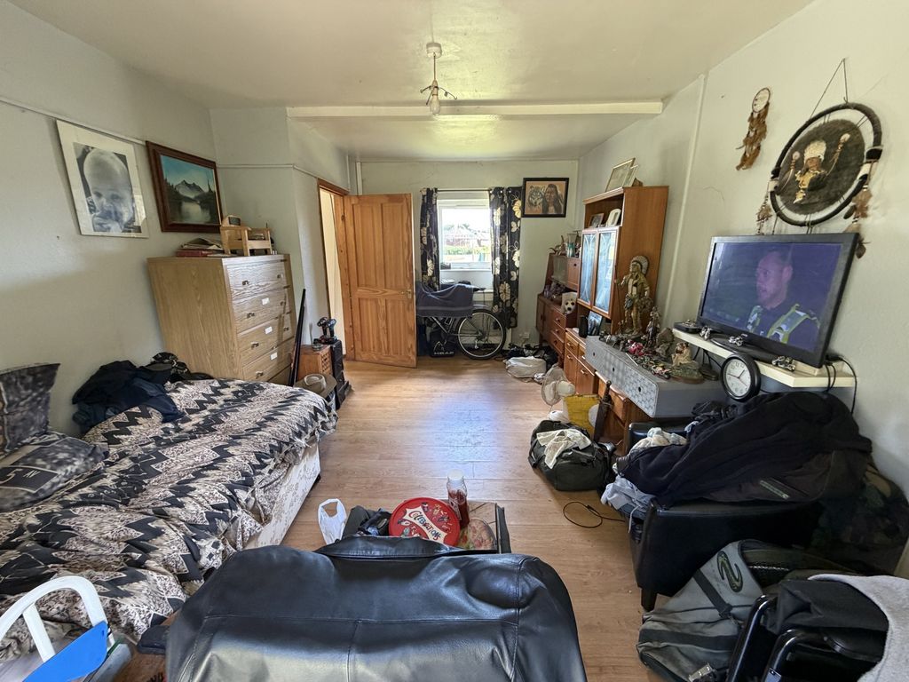 Property photo 3 of 14 Image 3