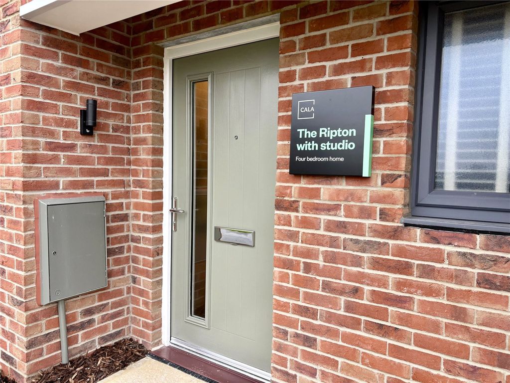 Property photo 3 of 16 Picture No. 06