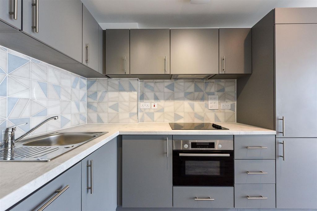 Property photo 1 of 18 _Oor1Cyajeerb52Sepyxwq.Jpg