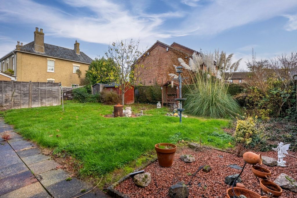 Property photo 2 of 13