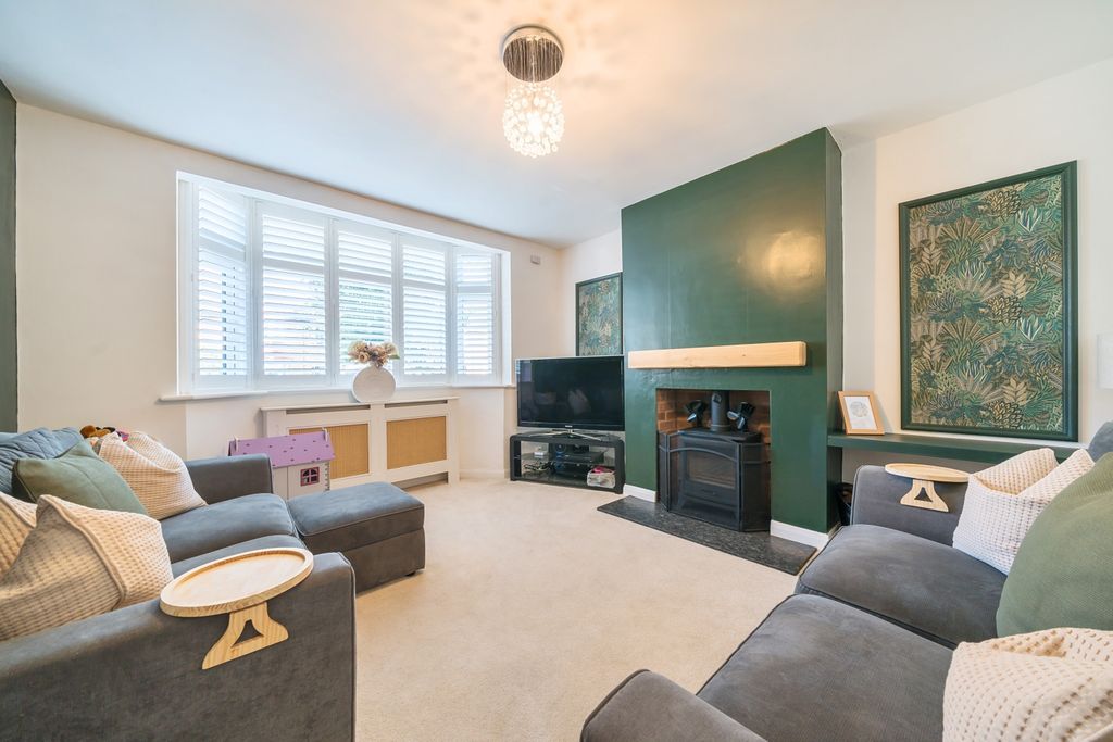 Property photo 2 of 13 1038518 (2)