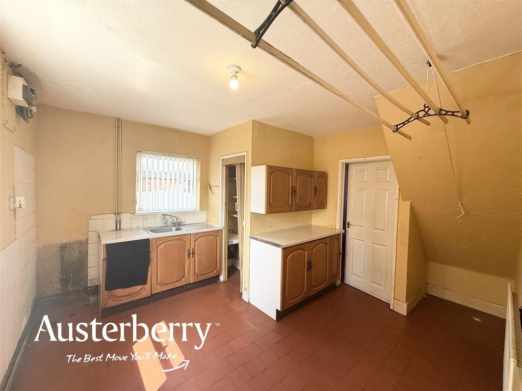Property photo 2 of 13 Img_0161.Jpg