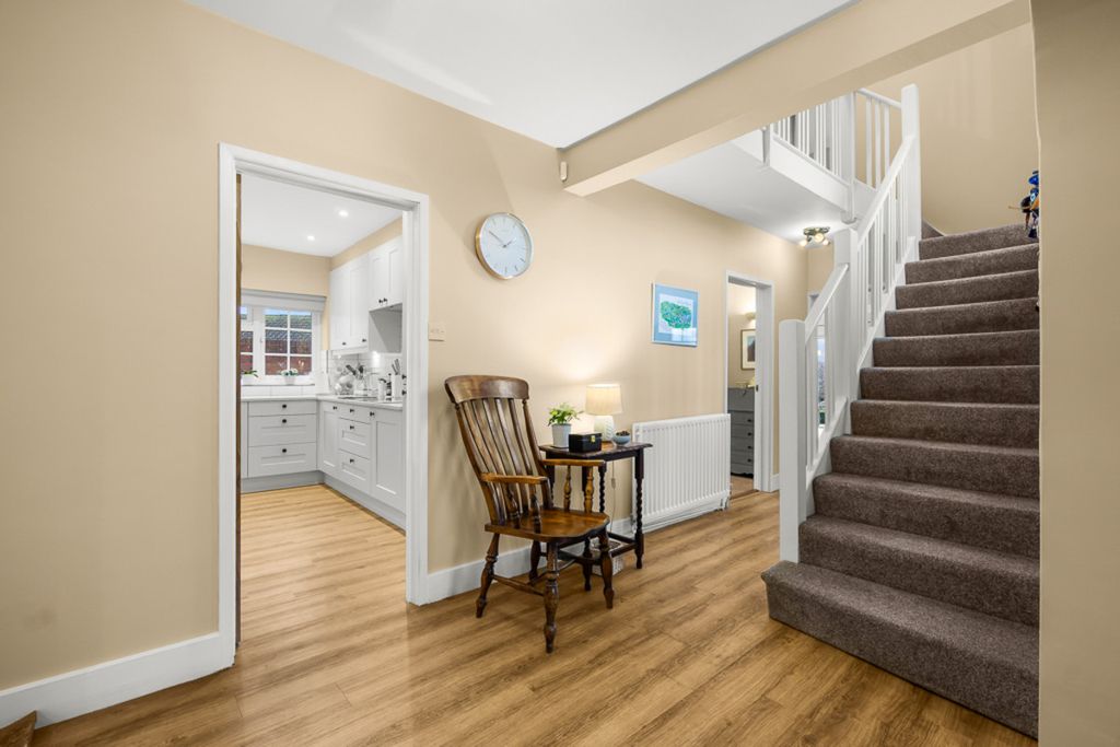 Property photo 2 of 26