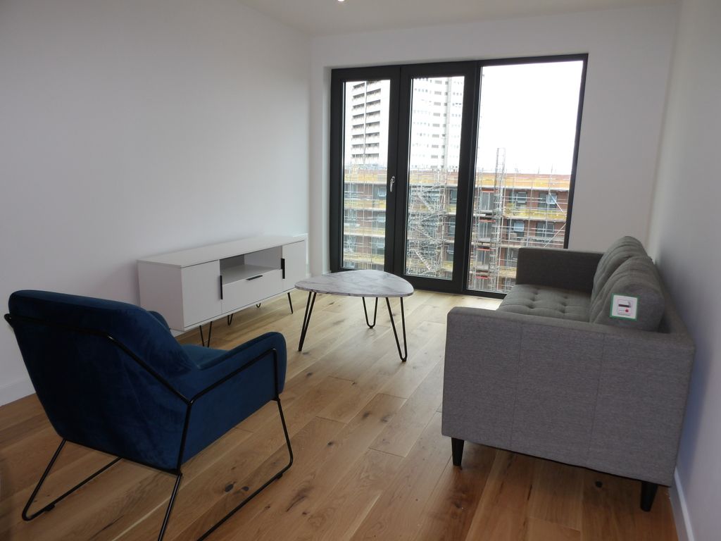 Property photo 1 of 7 Living Area