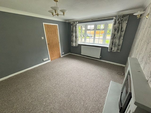 Property photo 2 of 17 Living Room