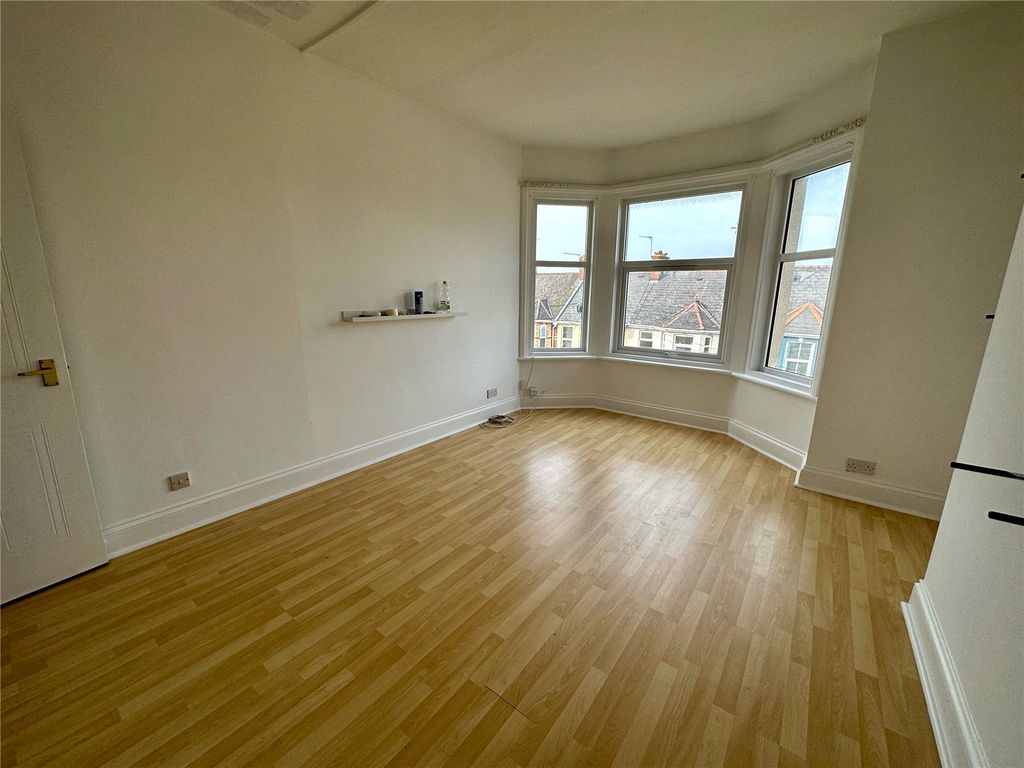 Property photo 3 of 14 Picture No. 19