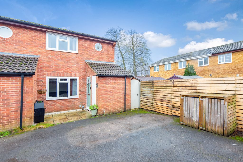 Property photo 1 of 18 Front