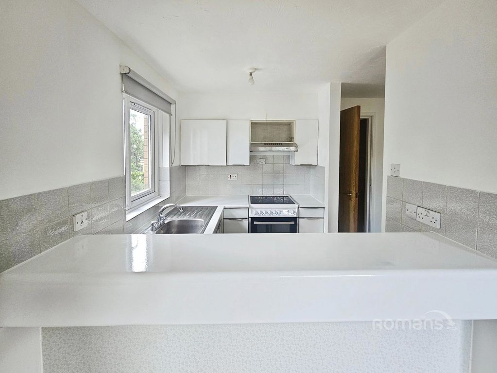 Property photo 3 of 11 Pbox-Img.Jpg