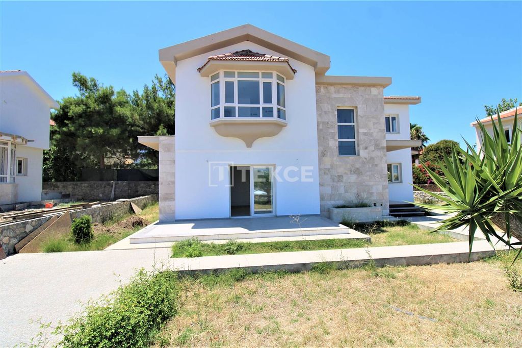 Property photo 1 of 40