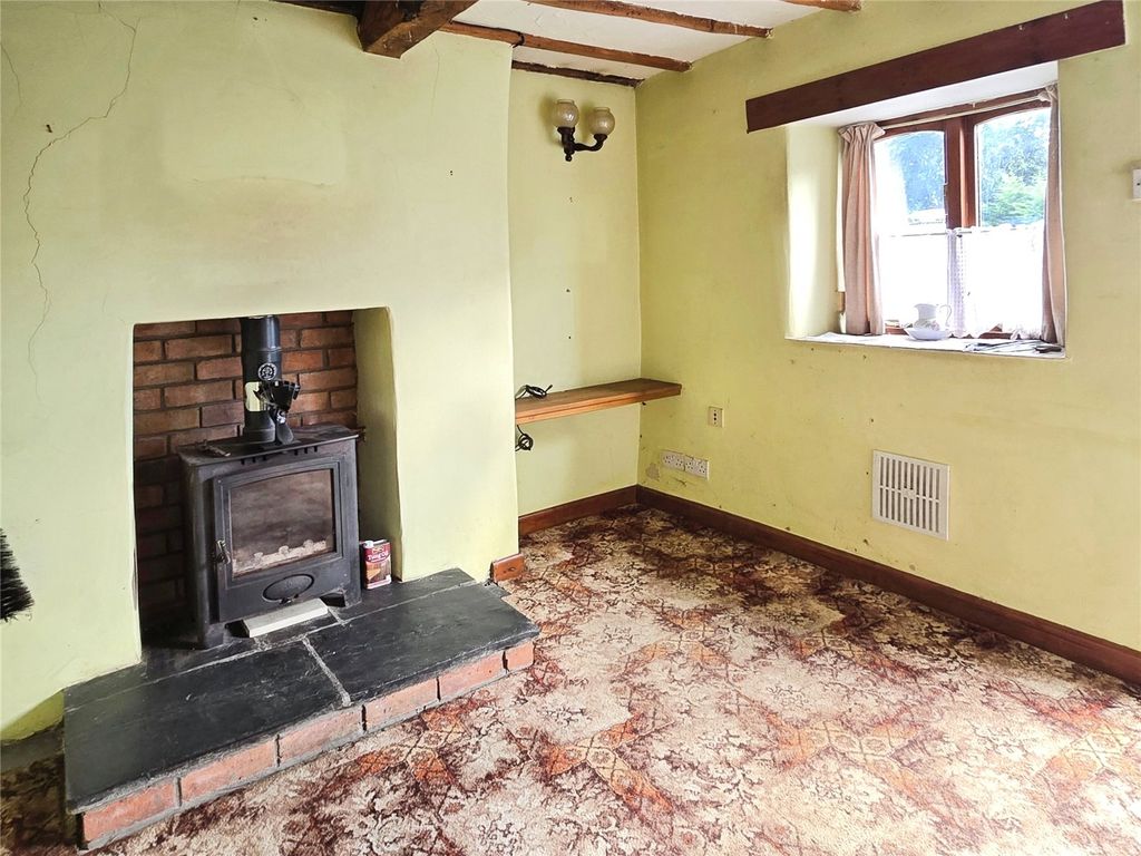 Property photo 2 of 12 Living Room