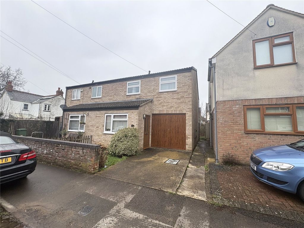 Property photo 1 of 7 Picture No. 08