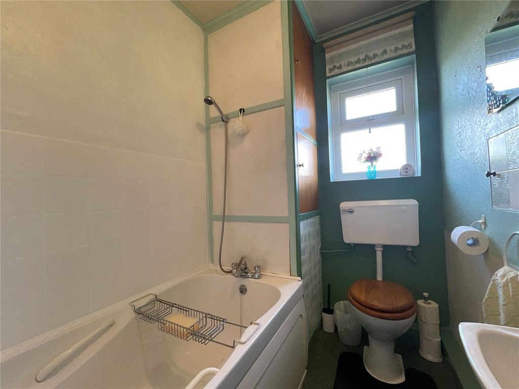 Property photo 3 of 20 Picture No. 29