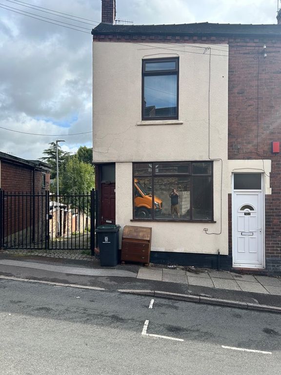 Property photo 1 of 5