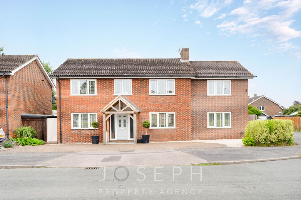 Property photo 1 of 22