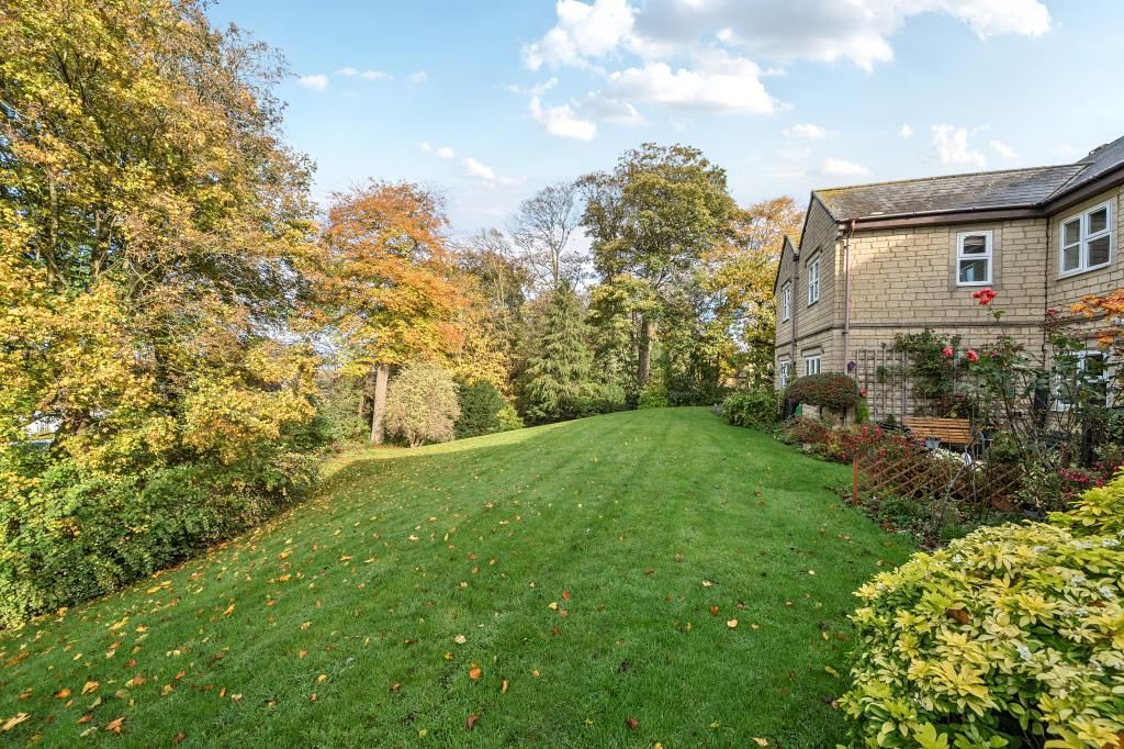 Property photo 2 of 20 Garden View