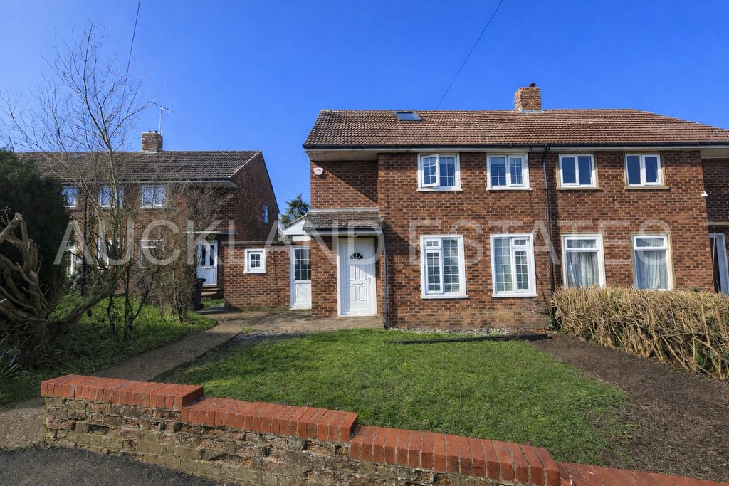 Property photo 1 of 16 Image00001