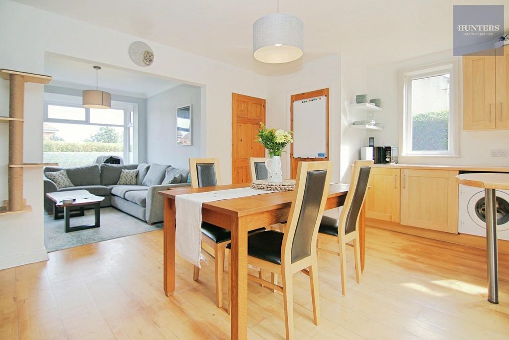 Property photo 2 of 18 Kitchen Diner