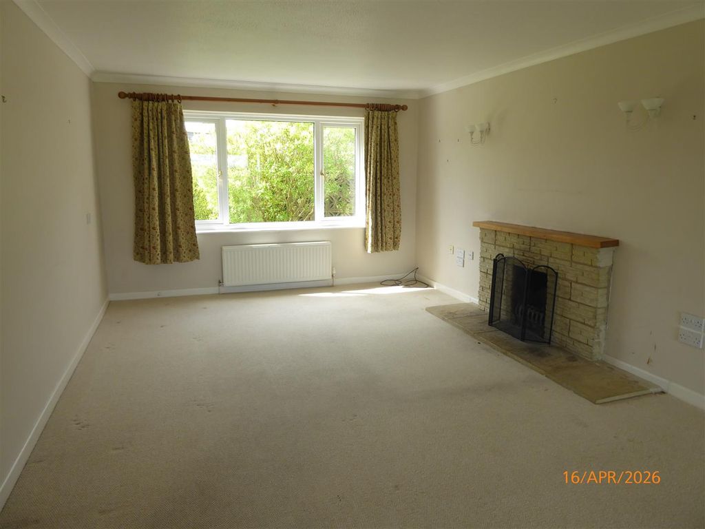 Property photo 2 of 23 P2090251.Jpg