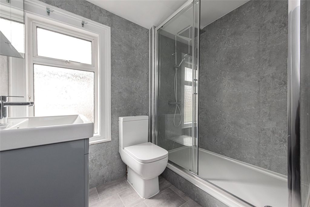 Property photo 3 of 8 Picture No. 06