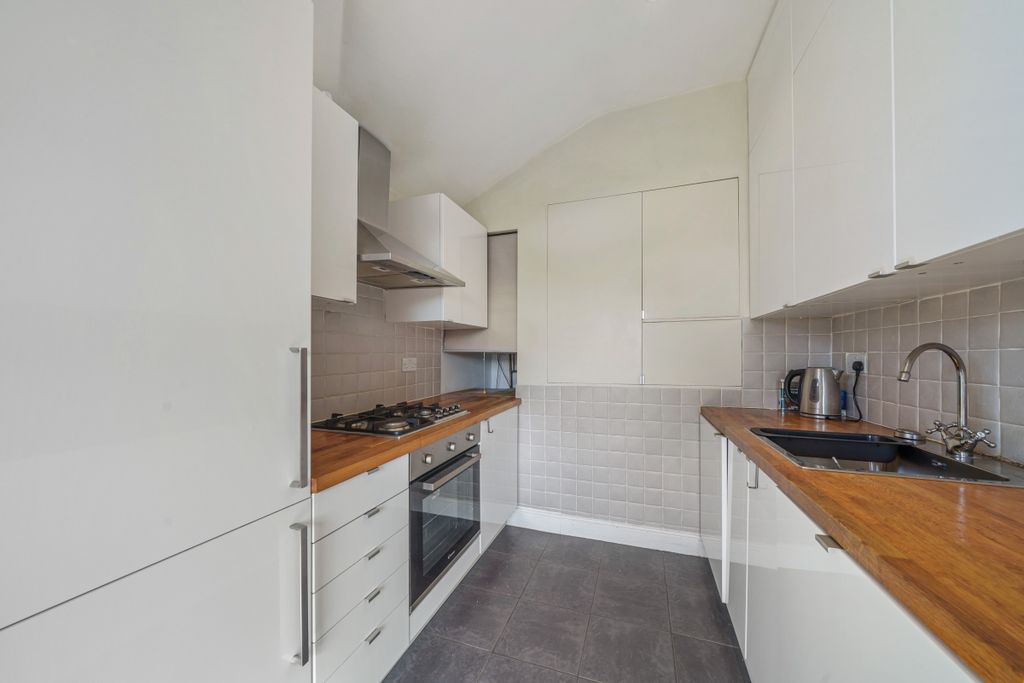 Property photo 3 of 8 968847 (3)