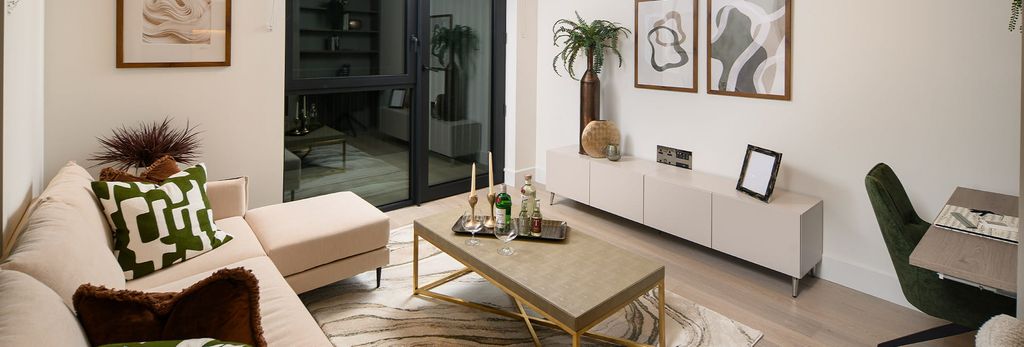 Property photo 1 of 5 An Interior Living Room Image At White City