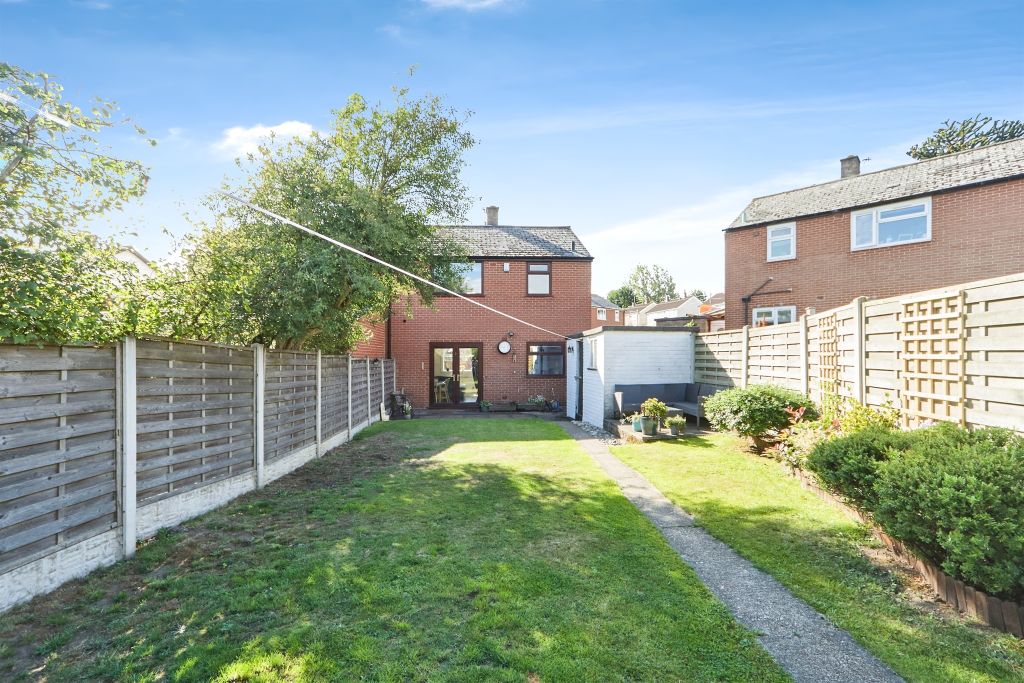 Property photo 2 of 17