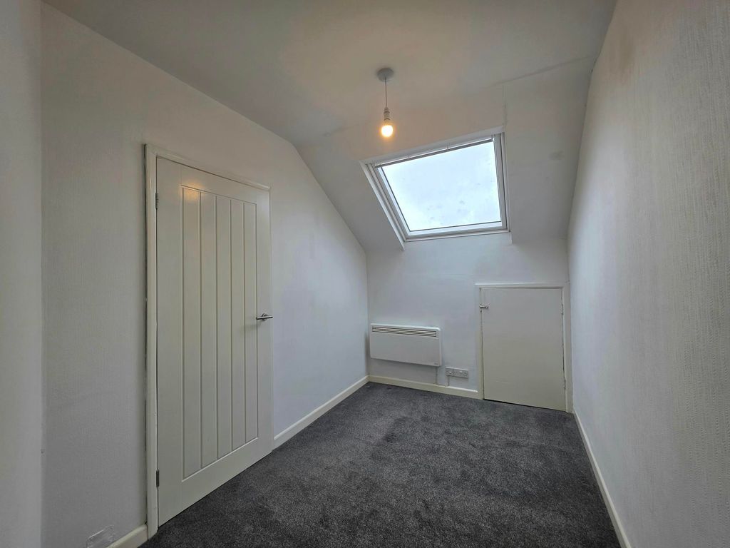 Property photo 3 of 6 Image