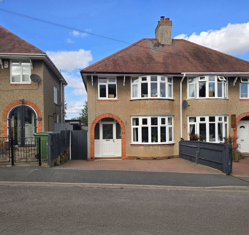 Property photo 1 of 19 Front